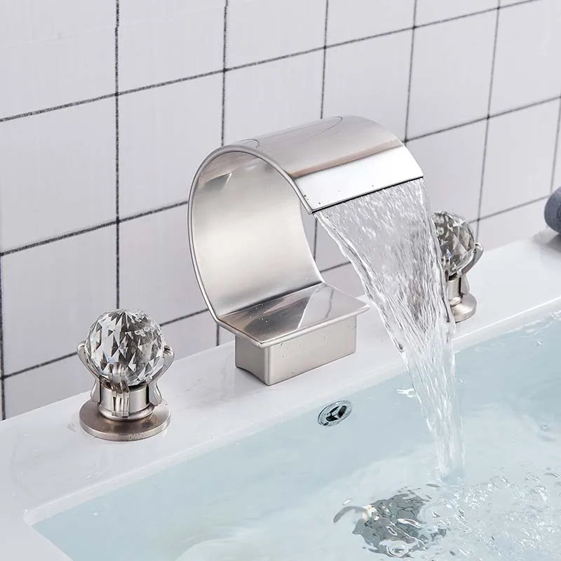 Bright Golden Waterfall Basin Faucet Dual Cristal Handle Widespread Bathroom Sink Mixer Tap