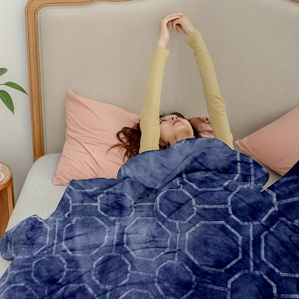 Luxurious Blue Flannel Throw Blanket - Ultra-Soft
