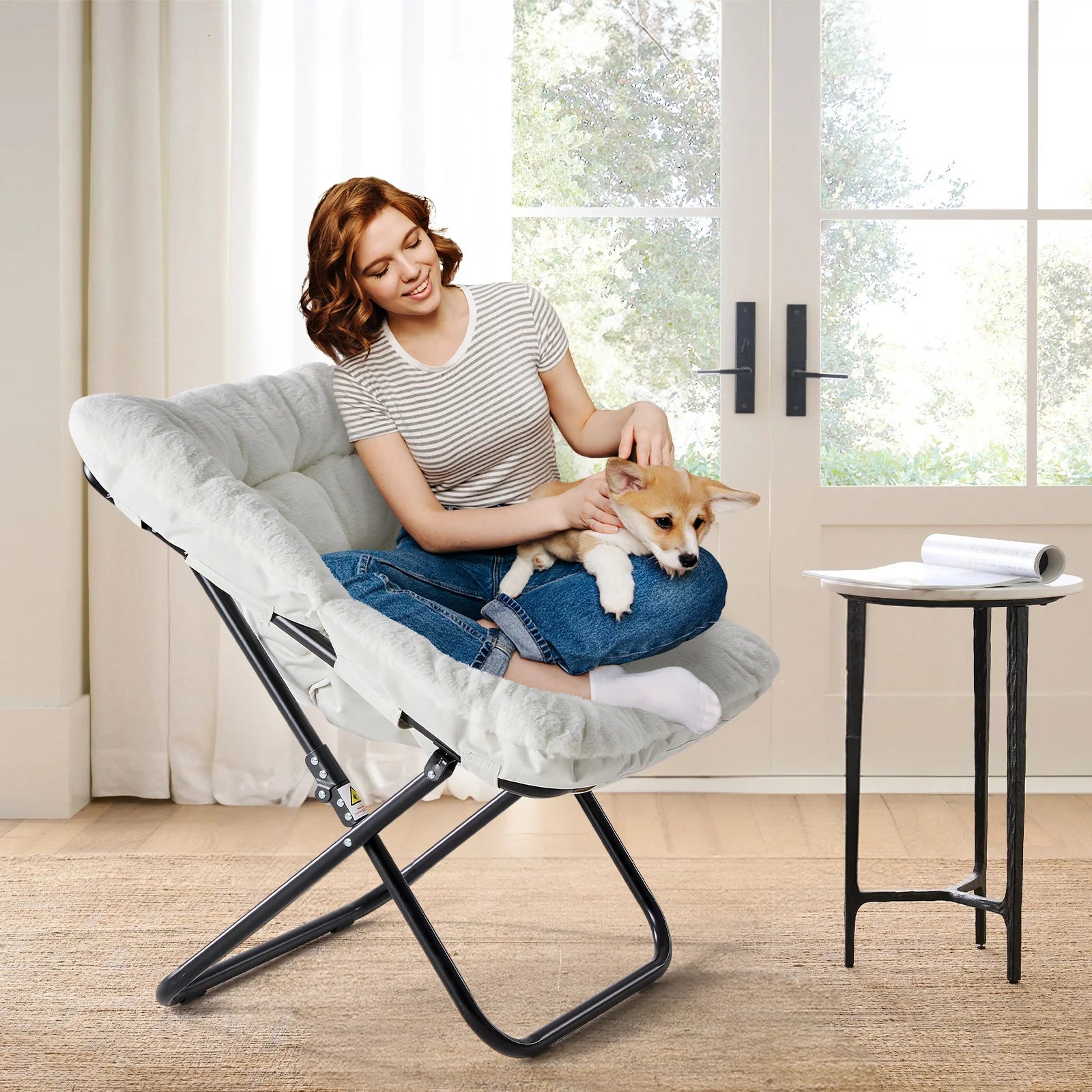 Large Size Folding Lounge Chair with Padded Seat